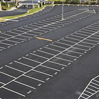 Large parking space 